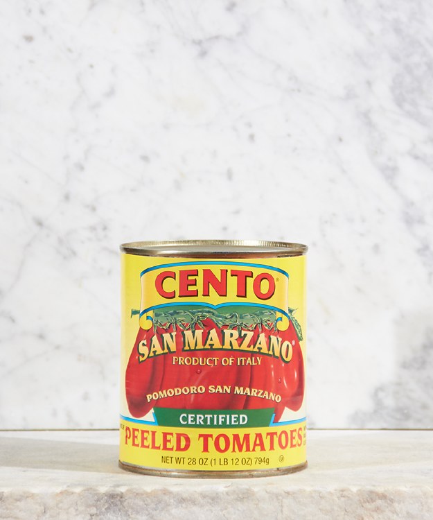 Cento San Marzano Tomato 28oz. DeLAURENTI